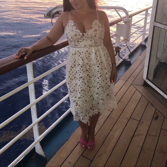 White flower laser cut midi dress - Picture 1 of 3